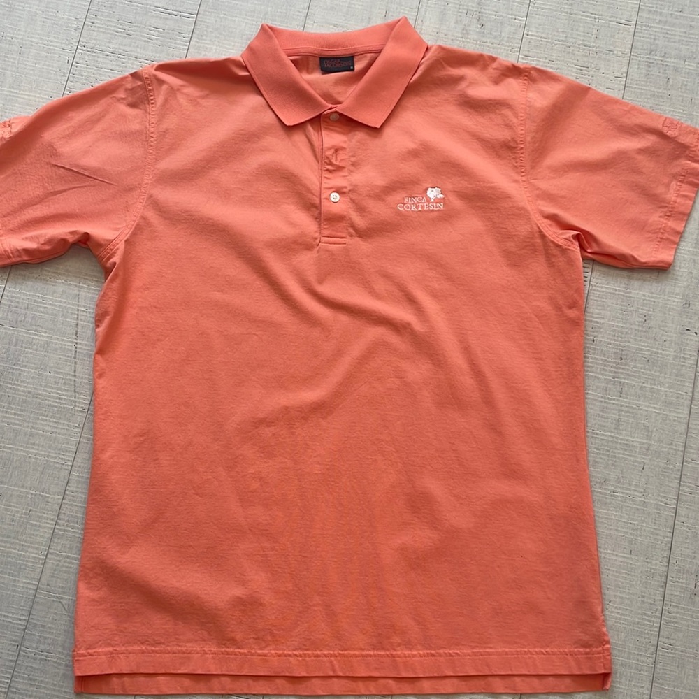 Men’s golf shirt